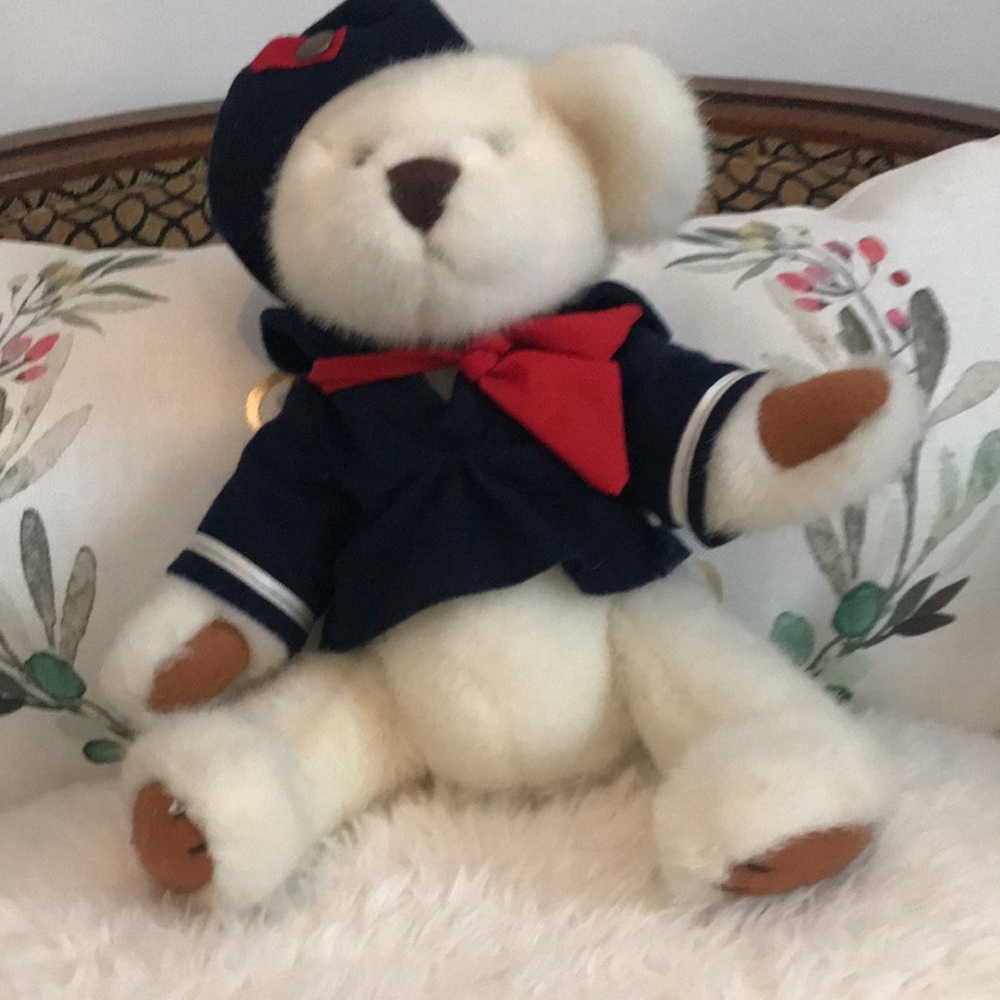 Pickford Brass Button Taylor Bear - Picture 8 of 8